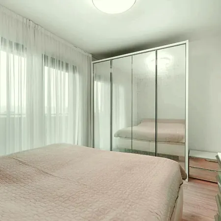 4 Bedrooms Teatro Pace *