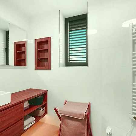 Lejlighed 4 Bedrooms Teatro Pace *
