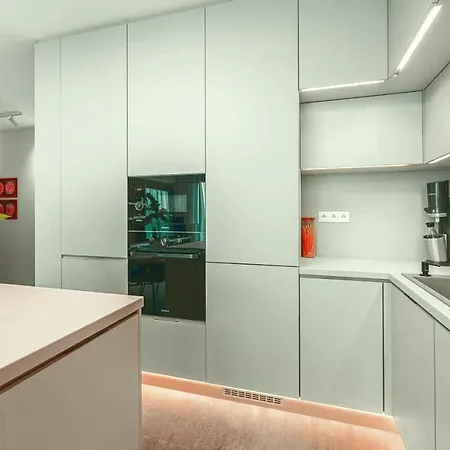 4 Bedrooms Teatro Pace Rom